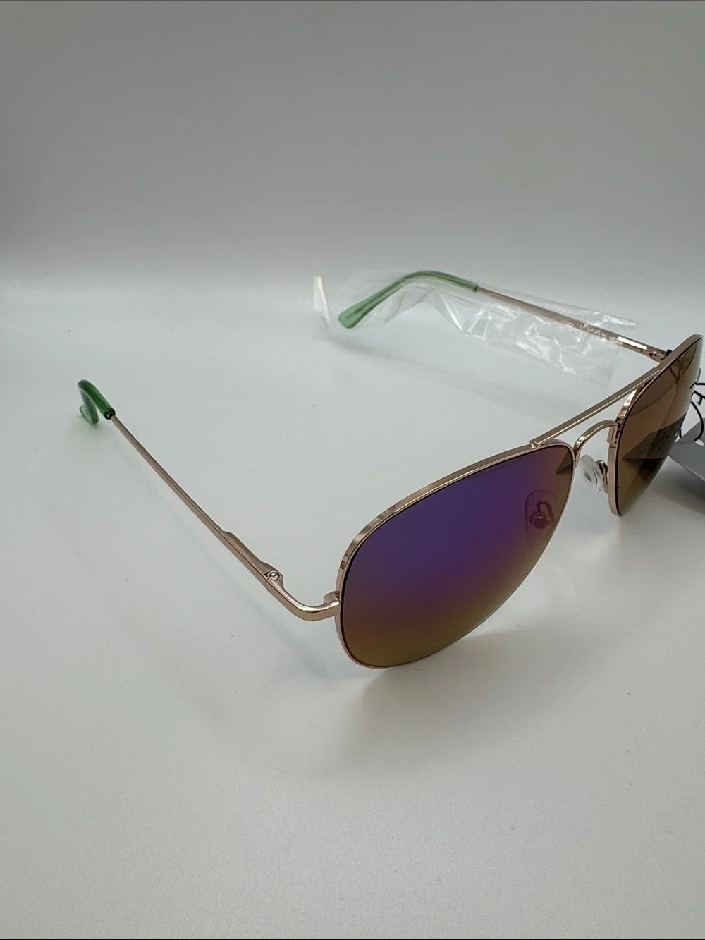 Mirrored Aviator Sunglasses - Purple/Blue Lenses